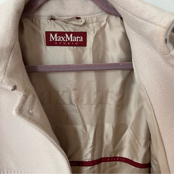 MaxMara Beige Button Front Wool Coat - Picture 2 of 9